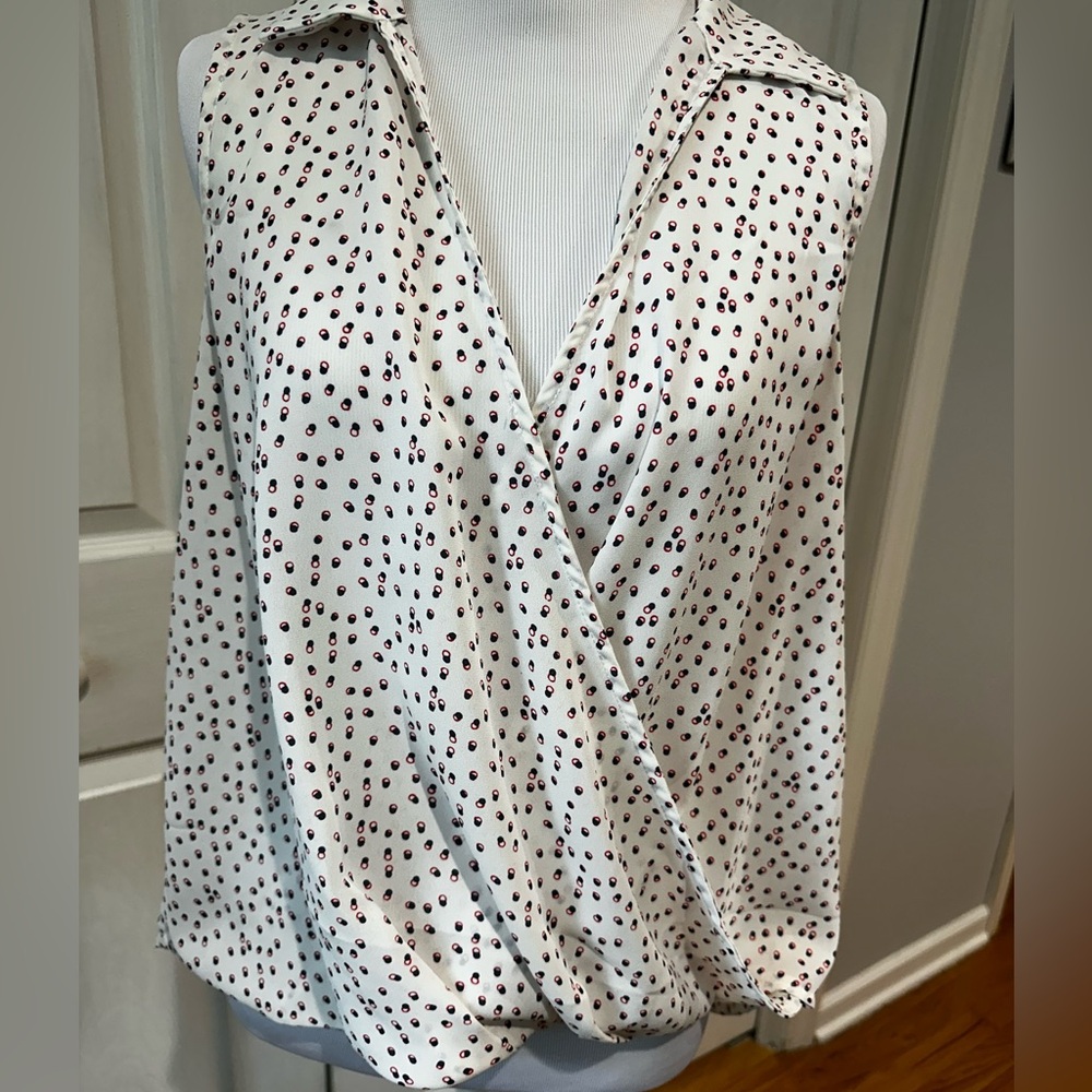 Lush sleeveless blouse